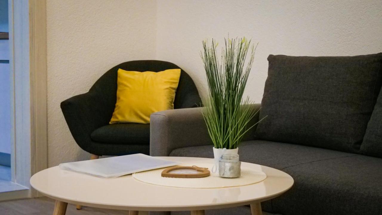 Peaceful & Sunny Apartments โตรกีร์ ภายนอก รูปภาพ